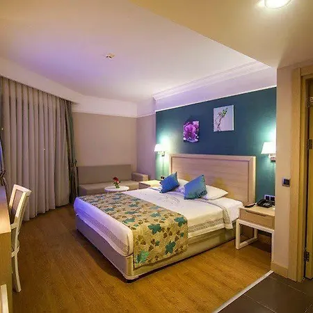 Bone Club Sunset Hotel Colakli